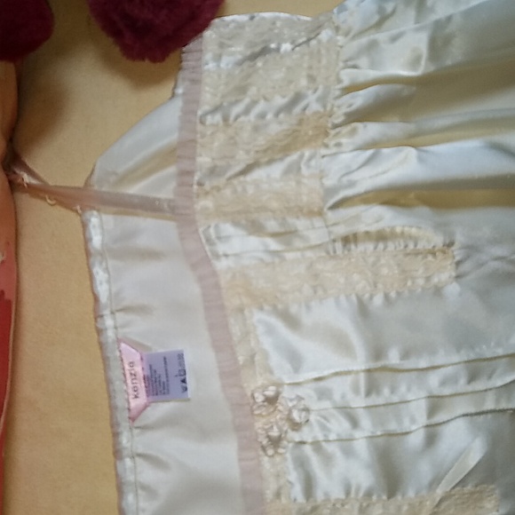 Kenzie cream satin, Soho stretch cotton floral camisoles size large. - Picture 5 of 10